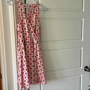 Lush sun dress, cross front size small